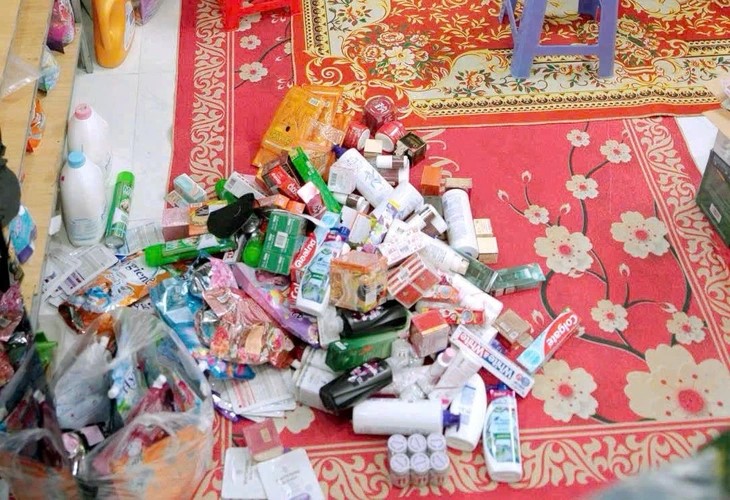 Bắt chủ shop chuyên livestream bán mỹ phẩm, quần áo - ảnh 2