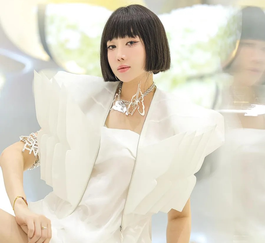 Hot mom 7 con Vũ Hồng Phúc ‘Cún Bông’ cùng chồng bị bắt - ảnh 1