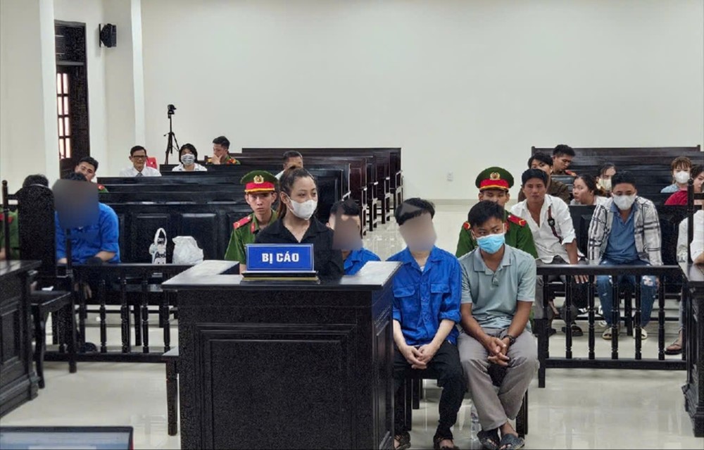 Lĩnh án 35 năm tù do lên mạng kêu gọi từ thiện - ảnh 1