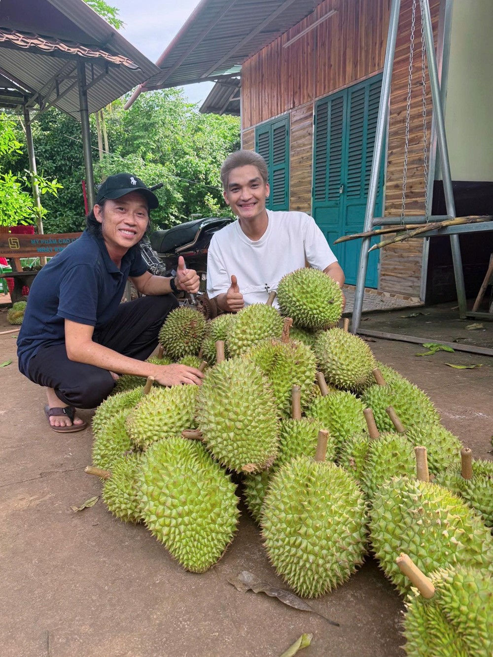 Ekip Hoài Linh thông báo tình trạng của NSƯT tới toàn bộ khán giả - ảnh 1