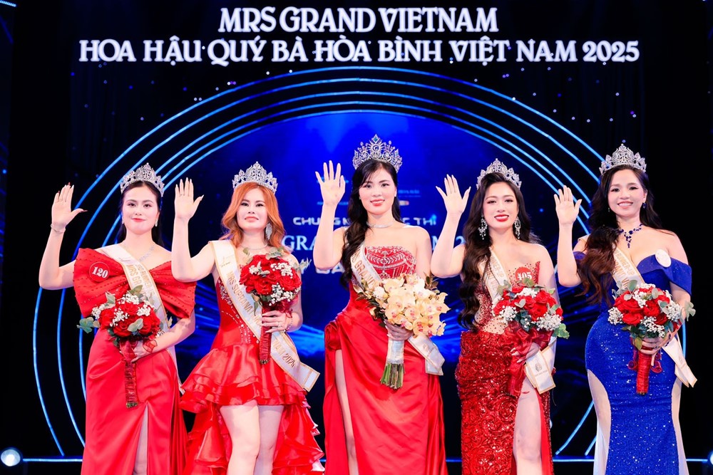 Nữ Thạc sĩ vừa đăng quang hoa hậu, đang công tác tại Bộ Khoa học và Công nghệ, chồng từng là một trong ba Giáo sư trẻ nhất Việt Nam - ảnh 2