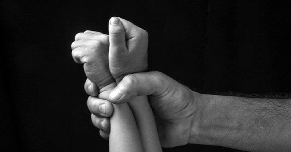 Luật sư nói về mức án đối tượng xâm hại bé gái 3 tháng tuổi có thể phải đối mặt - ảnh 1