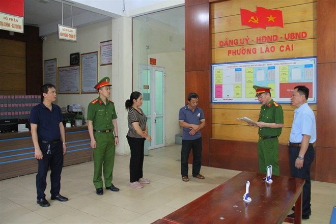 Truy tố vợ chồng Lê Thị Thắm - ảnh 1