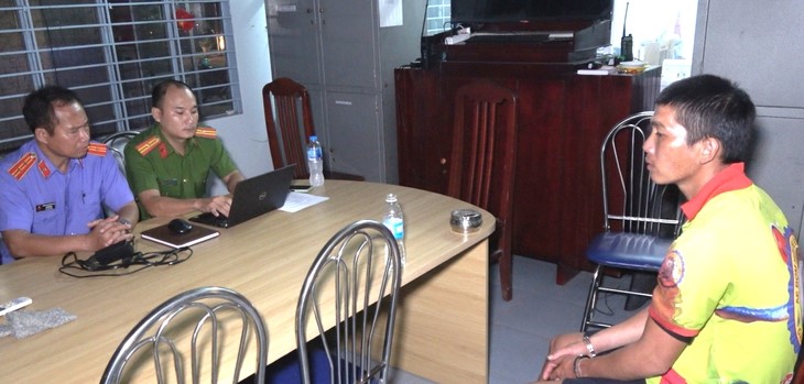 Bắt khẩn cấp hai anh em ruột - ảnh 1