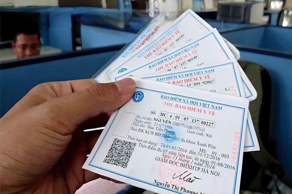 Từ nay, người dùng thẻ BHYT có thể bị giữ hoặc khóa thẻ trong trường hợp này, người dân lưu ý! - ảnh 2