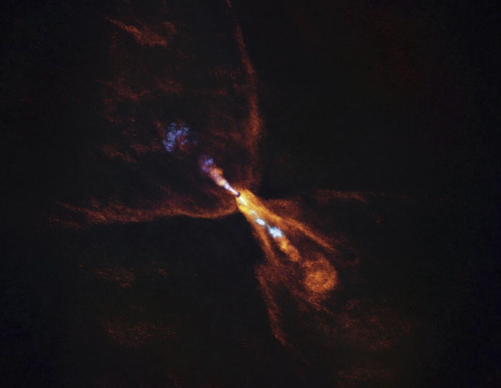 Hình ảnh thú vị về quá trình ‘chào đời’ của một ngôi sao sơ sinh lần đầu được hé lộ - ảnh 2