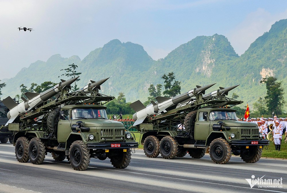 ‘Nỏ thần’ của QĐND Việt Nam sắp trình diễn trong sự kiện trọng đại: Tốc độ 800m/s, được Viettel hiện đại hóa - ảnh 3