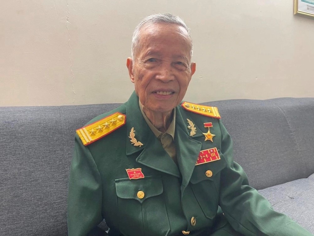 Thương binh đầu tiên nhận danh hiệu Anh hùng Lực lượng vũ trang nhân, người duy nhất Việt Nam được lấy tên để đặt tên đường khi còn sống - ảnh 1