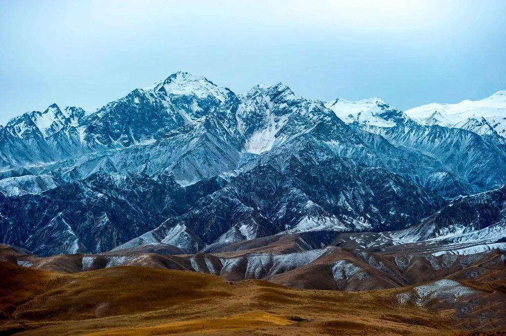 Tấm bia đá dưới chân núi Côn Lôn gây chấn động, hé lộ tham vọng trường sinh của Tần Thủy Hoàng sau hơn 2.000 năm - ảnh 2