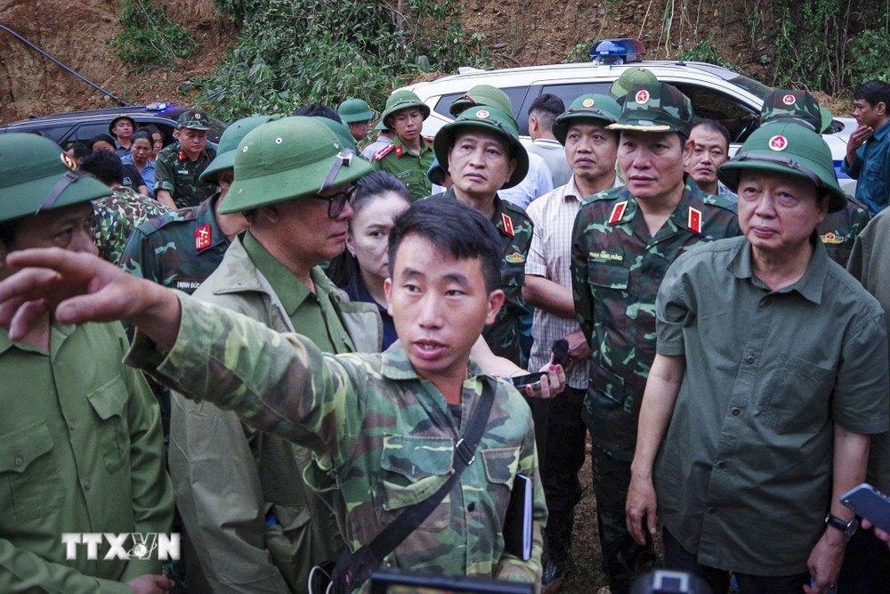 Đề nghị tặng Huân chương Lao động hạng Nhất cho 1 Trưởng bản - ảnh 2