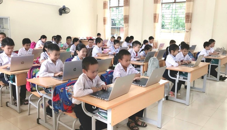 Quỹ từ thiện phi lợi nhuận của ông Phạm Nhật Vượng đón nhận Huân chương Lao động hạng Nhất - ảnh 1