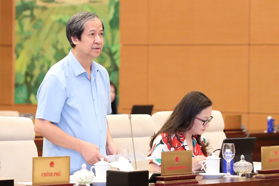 Chủ nhiệm Ủy ban Kinh tế và Tài chính: Lương giáo viên phải gấp 2 - 3 lần mặt bằng chung, không có gì quá đáng - ảnh 2