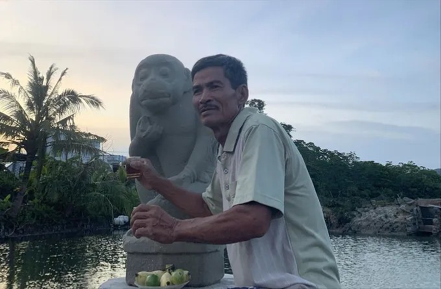 Đang câu cá, ông Lực vớt được cổ vật, trả 2 tỷ đồng vẫn nhất định không bán - ảnh 1