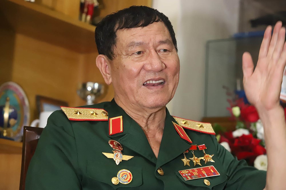 Vị tướng ngồi cạnh Tổng Bí thư Tô Lâm trong Đại lễ 2/9: Người Việt Nam đầu tiên đi vào lịch sử châu Á, 3 lần được phong Anh hùng - ảnh 2