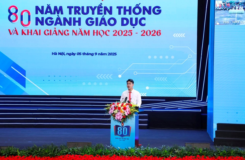 Chân dung nam sinh đại diện hơn 26 triệu HSSV cả nước phát biểu trong lễ khai giảng lịch sử của ngành giáo dục Việt Nam  - ảnh 1