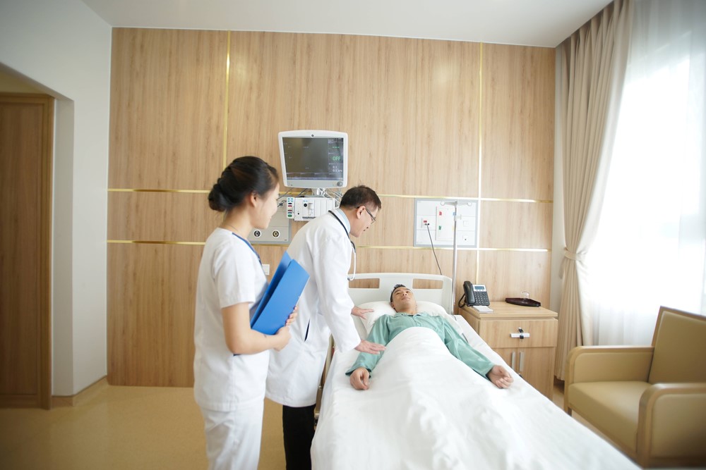 Hệ thống y tế của tỷ phú Phạm Nhật Vượng tiếp tục lọt top thương hiệu giá trị nhất Việt Nam  - ảnh 1