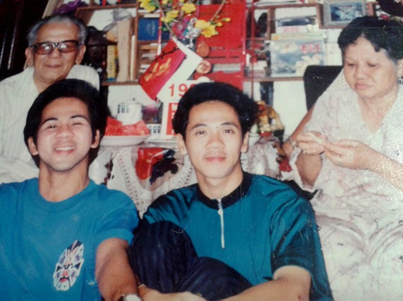 Đại gia tộc 4 đời ăn cơm Tổ, nổi danh khắp 3 miền: Bố là NSND, 2 con trai đều là NSƯT - ảnh 1