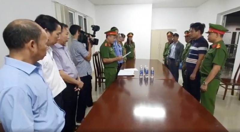 Khởi tố, bắt giam 2 Trưởng khoa của Bệnh viện Đa khoa vùng Tây Nguyên - ảnh 1