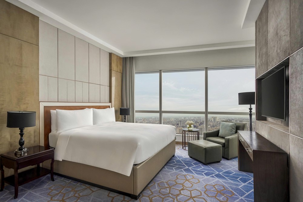 Cận cảnh khách sạn ‘trên không’ cao nhất Hà Nội: Không gian nghỉ dưỡng ấn tượng, phòng họp hiện đại sức chứa 1.000 người - ảnh 3