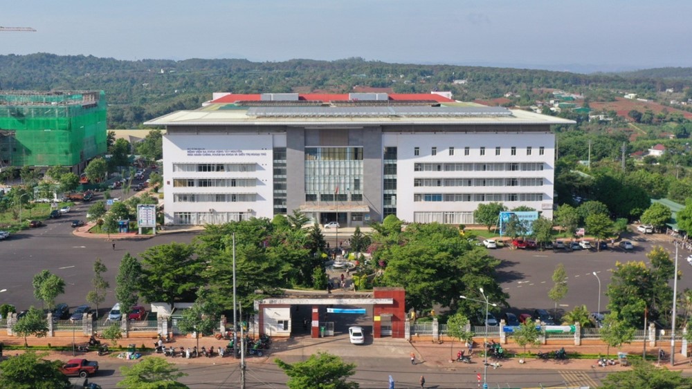 Khởi tố, bắt tạm giam một giám đốc bệnh viện - ảnh 2