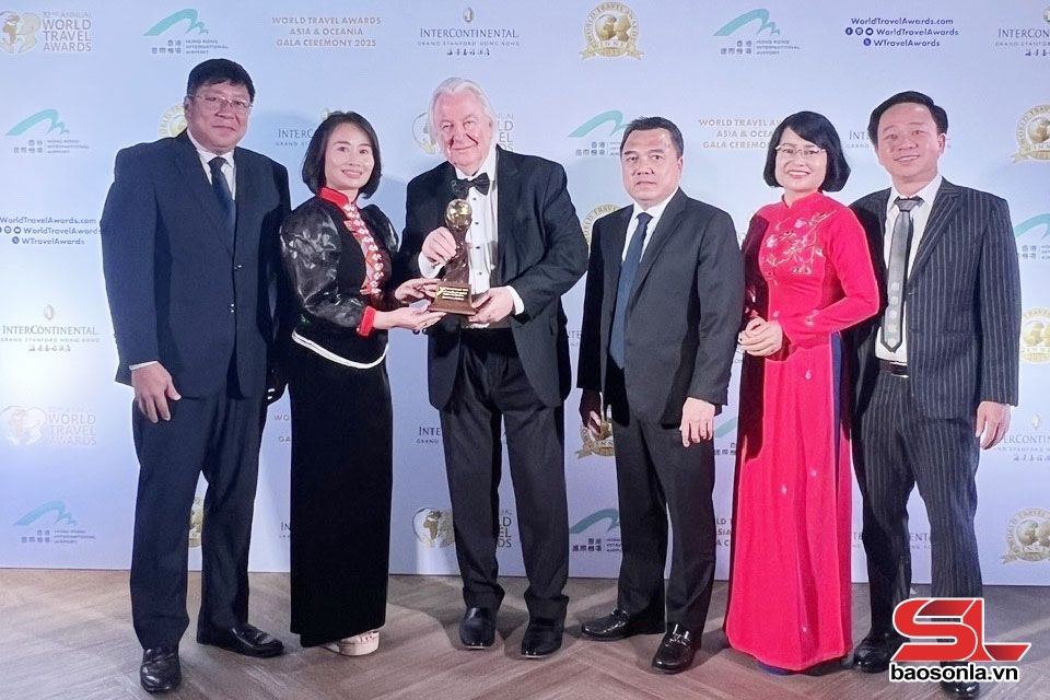 'Viên ngọc xanh' của Việt Nam 4 năm liên tiếp được vinh danh là ‘Điểm đến thiên nhiên hàng đầu khu vực châu Á’ - ảnh 1