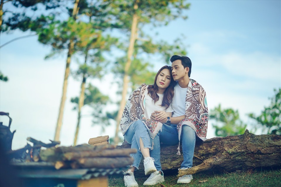 Nam diễn viên cao 1m85, kém 10 tuổi gọi Mỹ Tâm là ‘ánh sáng của tôi’ - ảnh 1