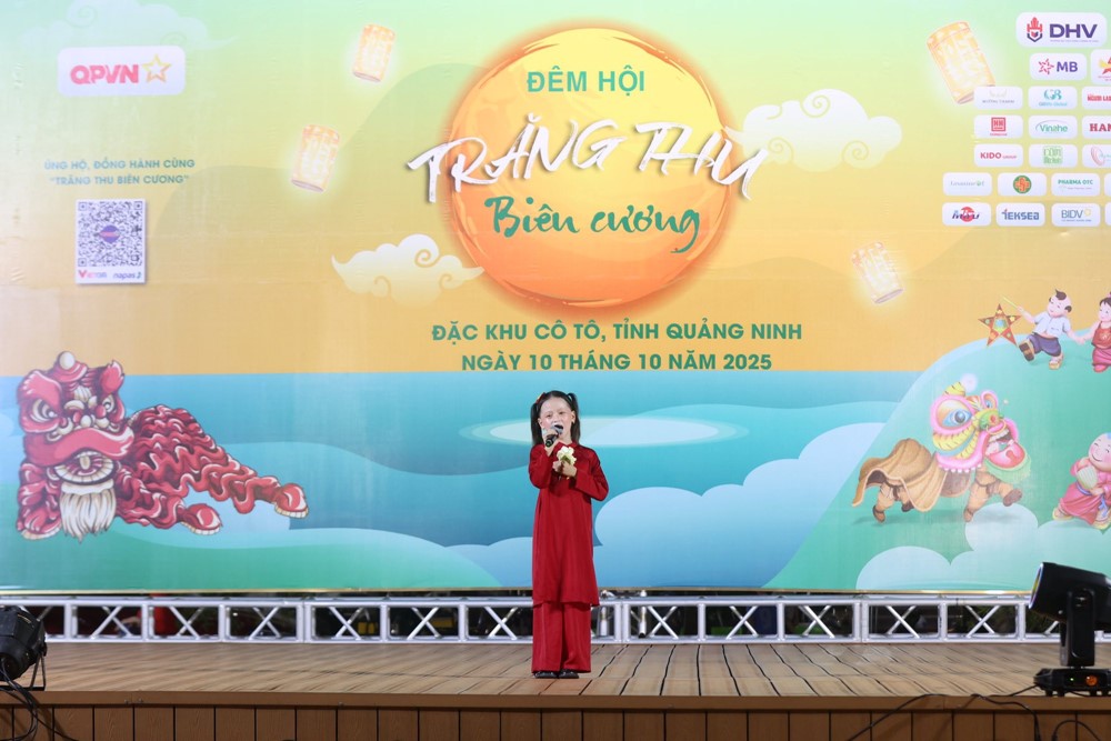 Gia thế thật của bé gái 7 tuổi cực 'đắt show', từng song ca với Mỹ Tâm tại Đại lễ 2/9 - ảnh 2