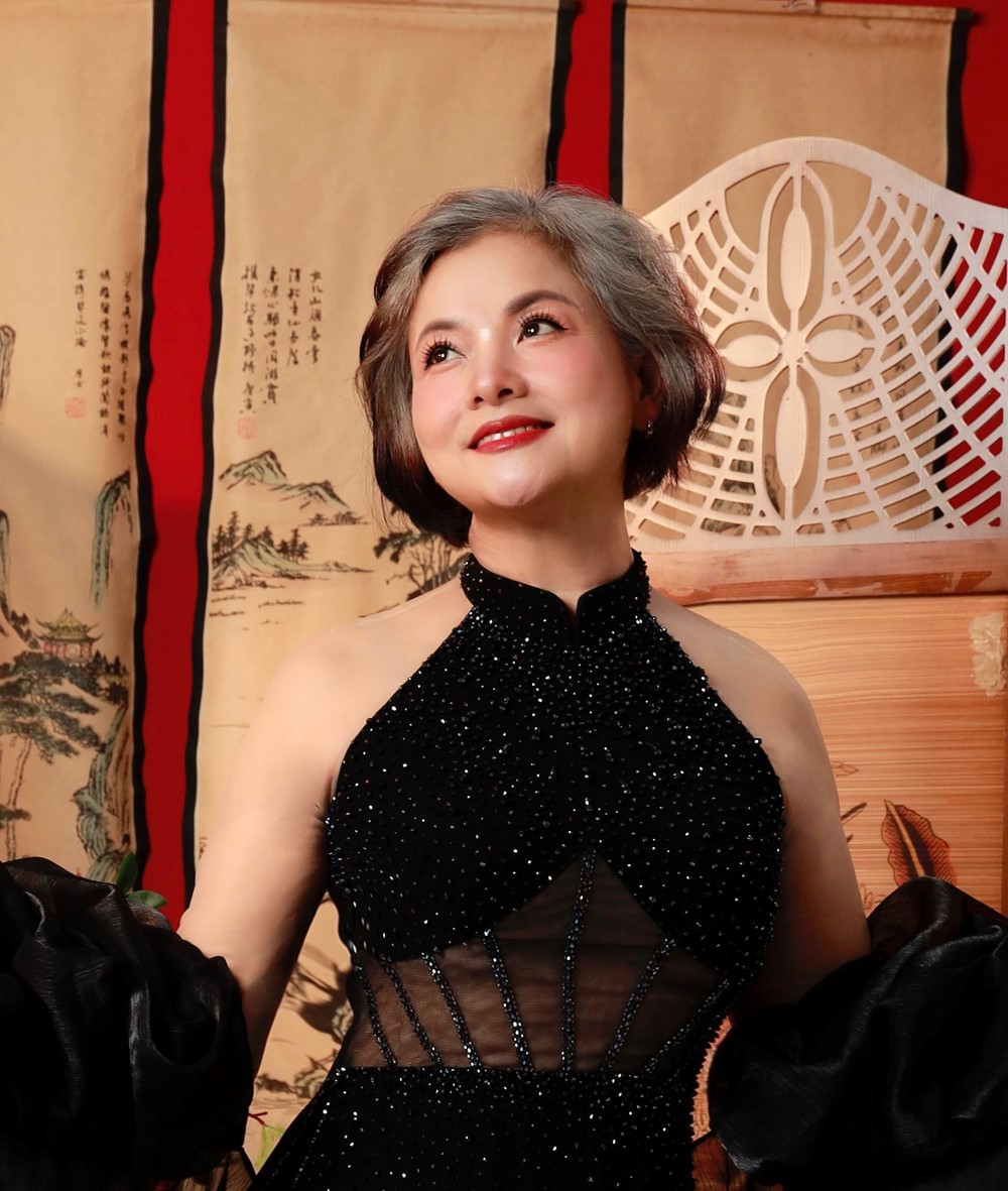 Nữ NSND mang quân hàm Đại tá từng lọt top 10 ‘Người đẹp Hà Nội’, có chồng là ‘nam thần’ điện ảnh phía Bắc - ảnh 6