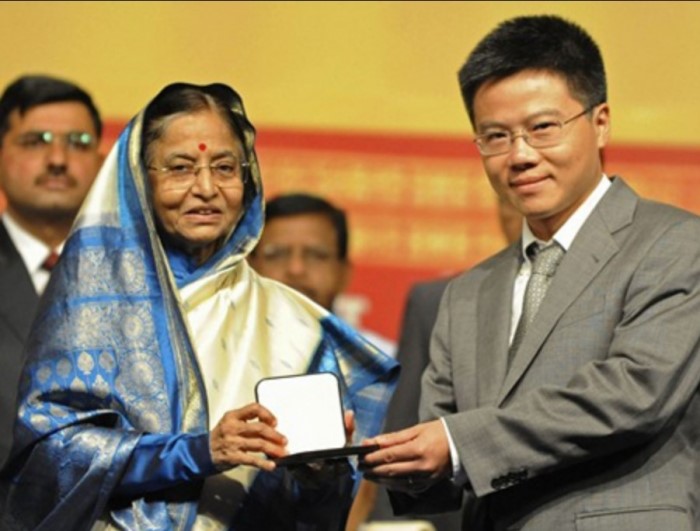 Gia thế hiếm có của người Việt đầu tiên giành 'Nobel Toán học': Bố mẹ là Giáo sư, Tiến sĩ có tiếng, ông ngoại mở trường tư đầu tiên ở Hà Nội - ảnh 5