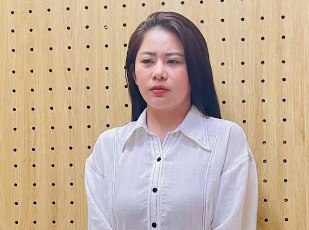 Khởi tố, bắt 2 hot girl 9x điều hành 'phòng khám quốc tế' - ảnh 2