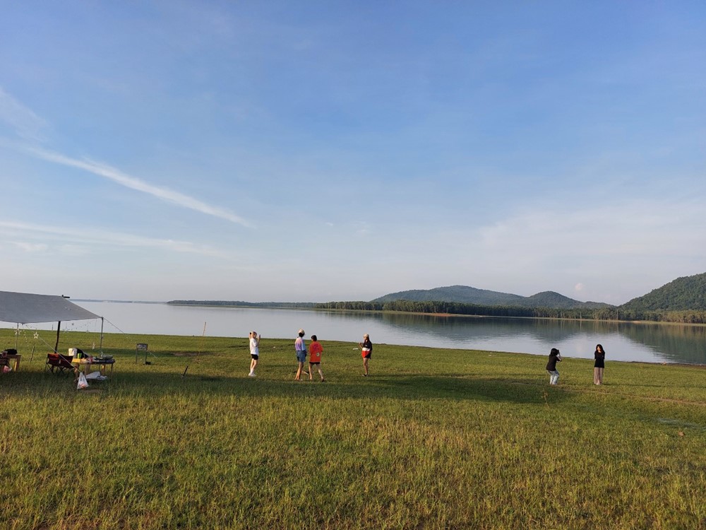 Huy động 15 triệu ngày công lao động, đào 11 triệu m³ đất, xây dựng nên hồ nước nhân tạo lớn nhất Việt Nam, rộng gấp 2.000 lần Hồ Gươm - ảnh 4