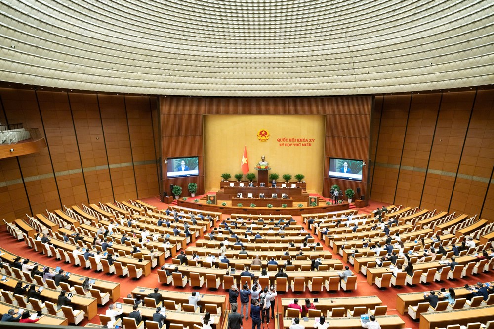 ĐBQH đề xuất nghiêm cấm hành vi sử dụng AI giả mạo khuôn mặt, giọng nói - ảnh 1