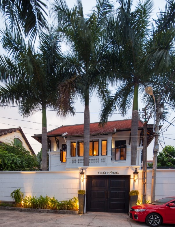 Người ‘đứng sau’ biệt thự 400 tỷ của vợ chồng Đoàn Di Băng: Đang là Tổng Giám đốc, từng chi 32 tỷ sửa căn nhà cổ hơn 100 năm  - ảnh 3