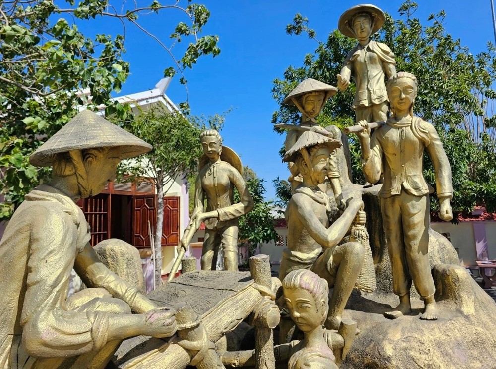 Ngôi mộ cổ gần 270 năm của người phụ nữ duy nhất Việt Nam từng được lấy tên để đặt cho một tỉnh - ảnh 2