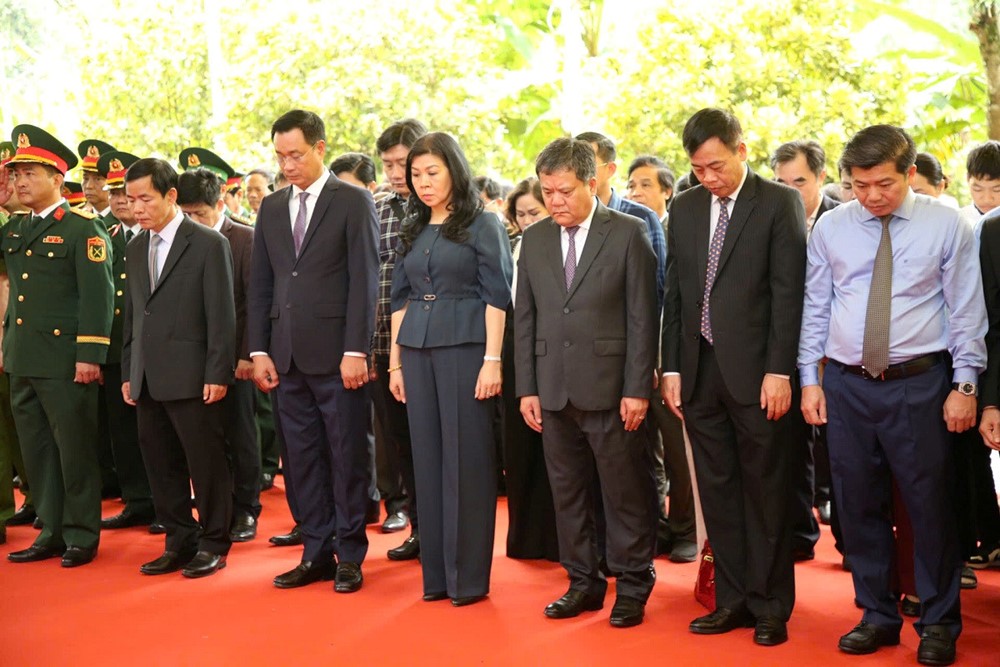 Hang đá vừa được tôn tạo là Di tích Quốc gia đặc biệt: 'Địa chỉ đỏ' của cách mạng Việt Nam, nơi 8 thanh niên xung phong cùng hy sinh  - ảnh 1