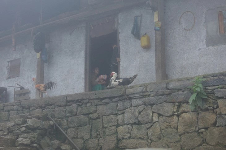 Việt Nam có 'ngôi làng địa ngục' nằm ở độ cao 2.000m: Biệt lập với thế giới, người dân sống ‘3 không’ suốt nhiều năm - ảnh 4