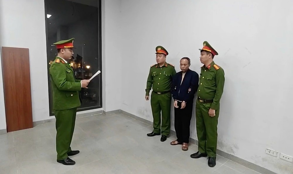 Bắt một cựu Phó Viện trưởng  - ảnh 1