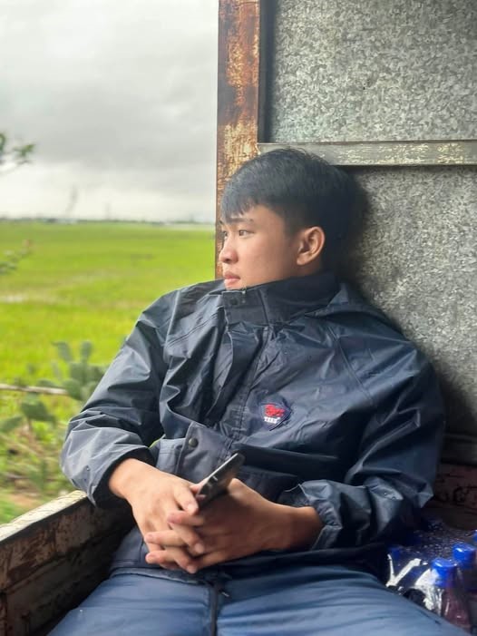 Hành động đẹp của Đàm Vĩnh Hưng - ảnh 2