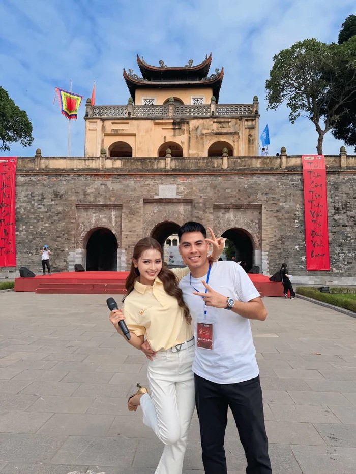 Nữ MC 'độc thân đắt giá nhất VTV' tiết lộ bị ép nhận lời cầu hôn - ảnh 4