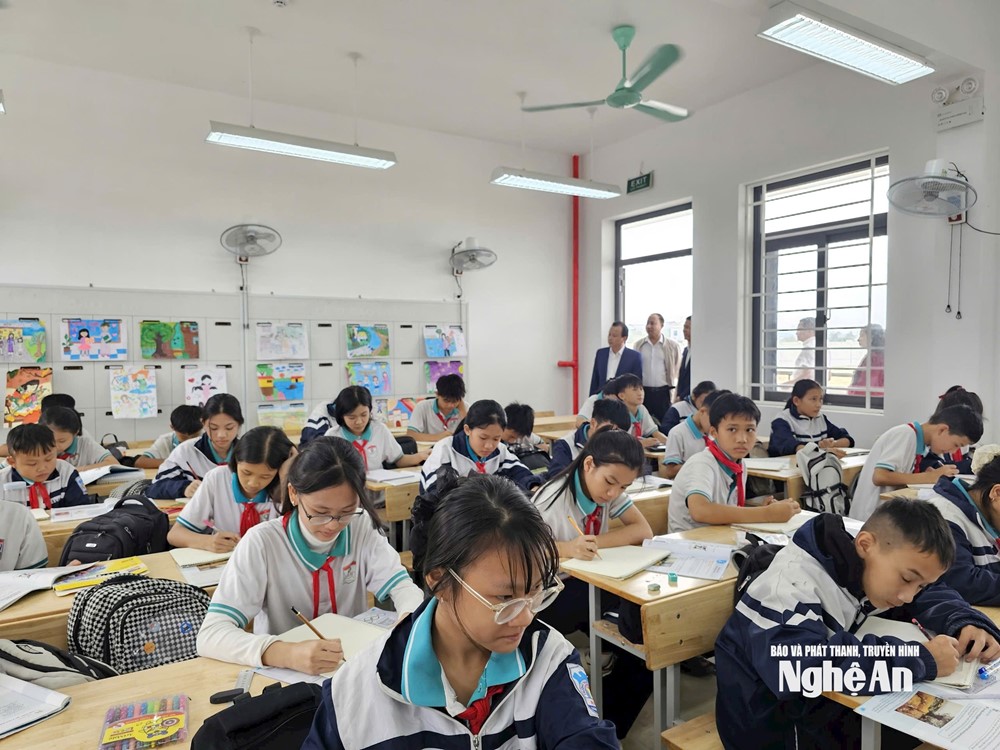 Ngôi trường gần 25 tỷ, từng bị bỏ hoang chính thức đi vào hoạt động - ảnh 3