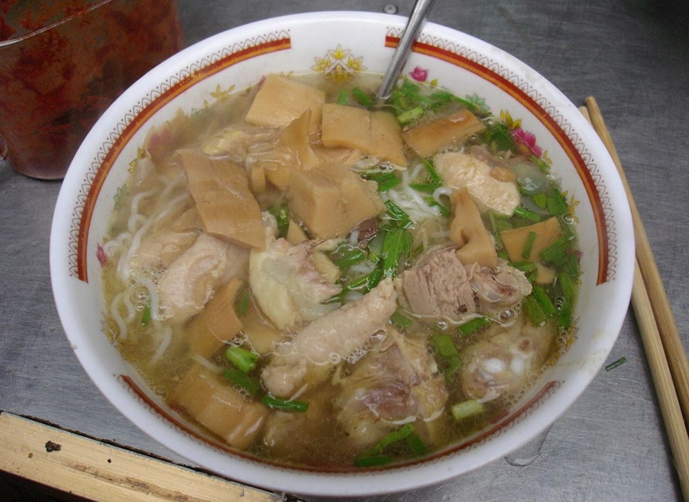 Món ăn Việt từng bị chê dở tệ vì khiến nhiều người sợ 'nổi da gà', nay bất ngờ lọt top ngon nhất thế giới - ảnh 2