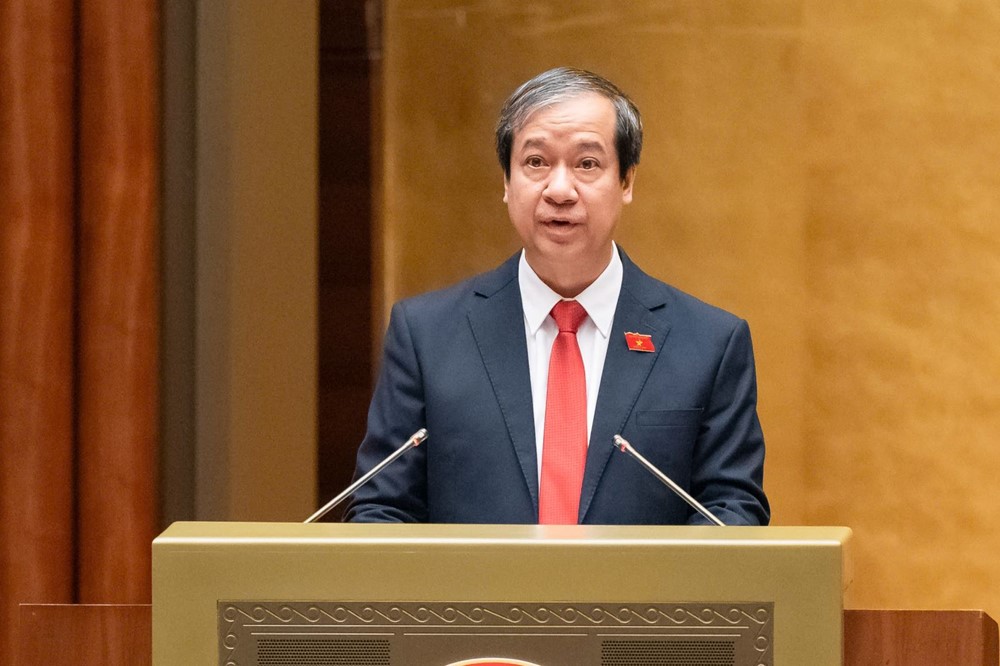 Từ năm sau, cấp miễn phí sách giáo khoa cho học sinh cả nước - ảnh 1