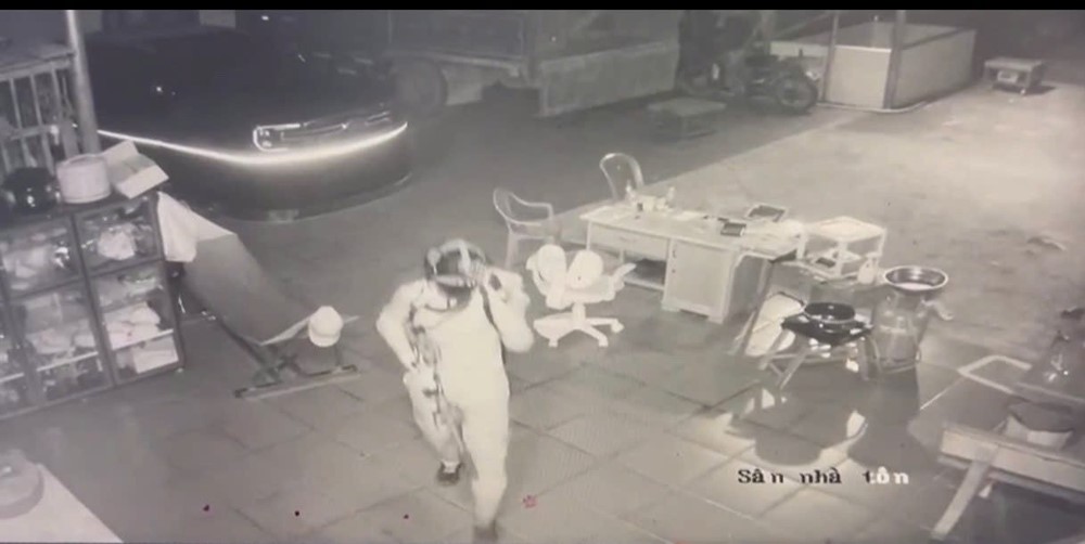 Chính thức truy tố đối tượng Lê Sỹ Tùng với 4 tội danh - ảnh 2