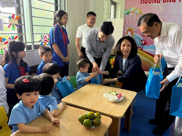 Từ 1/1/2026, trẻ em thuộc diện này tại Hà Nội sẽ được hưởng trợ cấp tối đa 1,6 triệu đồng/tháng - ảnh 1