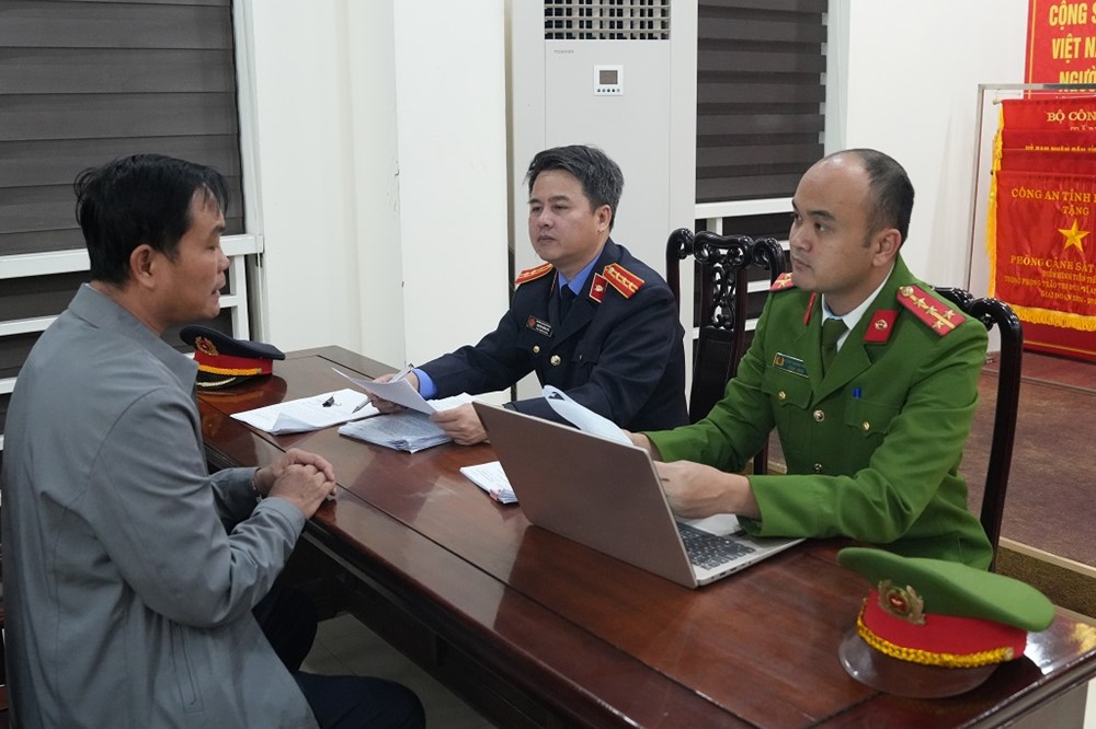 Khởi tố, bắt Giám đốc công ty khoáng sản cùng 5 nhân viên - ảnh 3