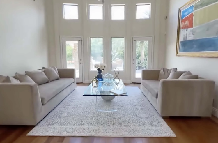 Nam nghệ sĩ từng từ chối xin danh hiệu NSND, đi diễn về đưa hết tiền cho vợ, sở hữu 10 dinh thự trải dài từ Việt Nam qua Mỹ - ảnh 6