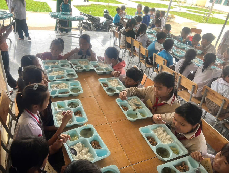 Hơn 1.400 học sinh chưa nhận tiền hỗ trợ từ dự án 'Nuôi em' - ảnh 1