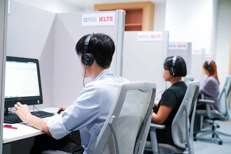 Hơn 63.000 bài thi IELTS bị sai lệch điểm - ảnh 1