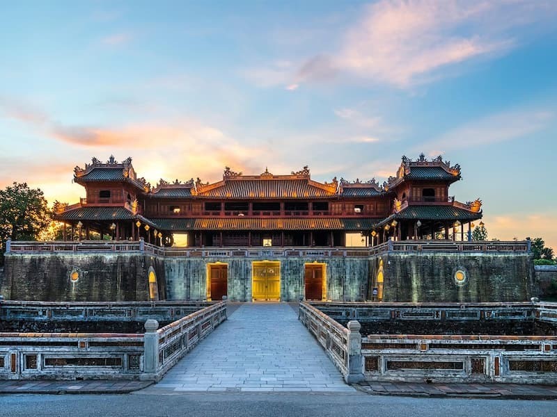 Hé lộ con số choáng ngợp về di tích Việt Nam: 4 vạn di tích được xếp hạng, hơn 300 bảo vật quốc gia trải rộng 34 tỉnh, thành - ảnh 1