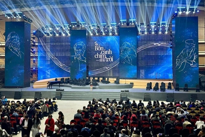 Lý do ‘Về đây bốn cánh chim trời’ bị hủy ngay phút chót, hàng nghìn khán giả tố cáo BTC lừa đảo - ảnh 1